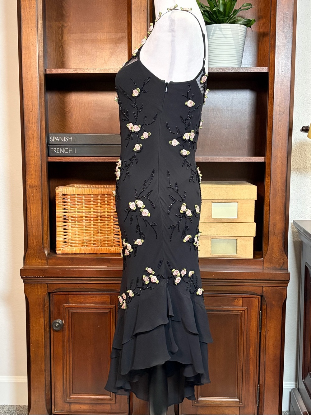 Sue Wong Vintage "Rare" Black Silk Floral Rosette Beaded Dress Size 6 Romantic - Picture 6 of 16